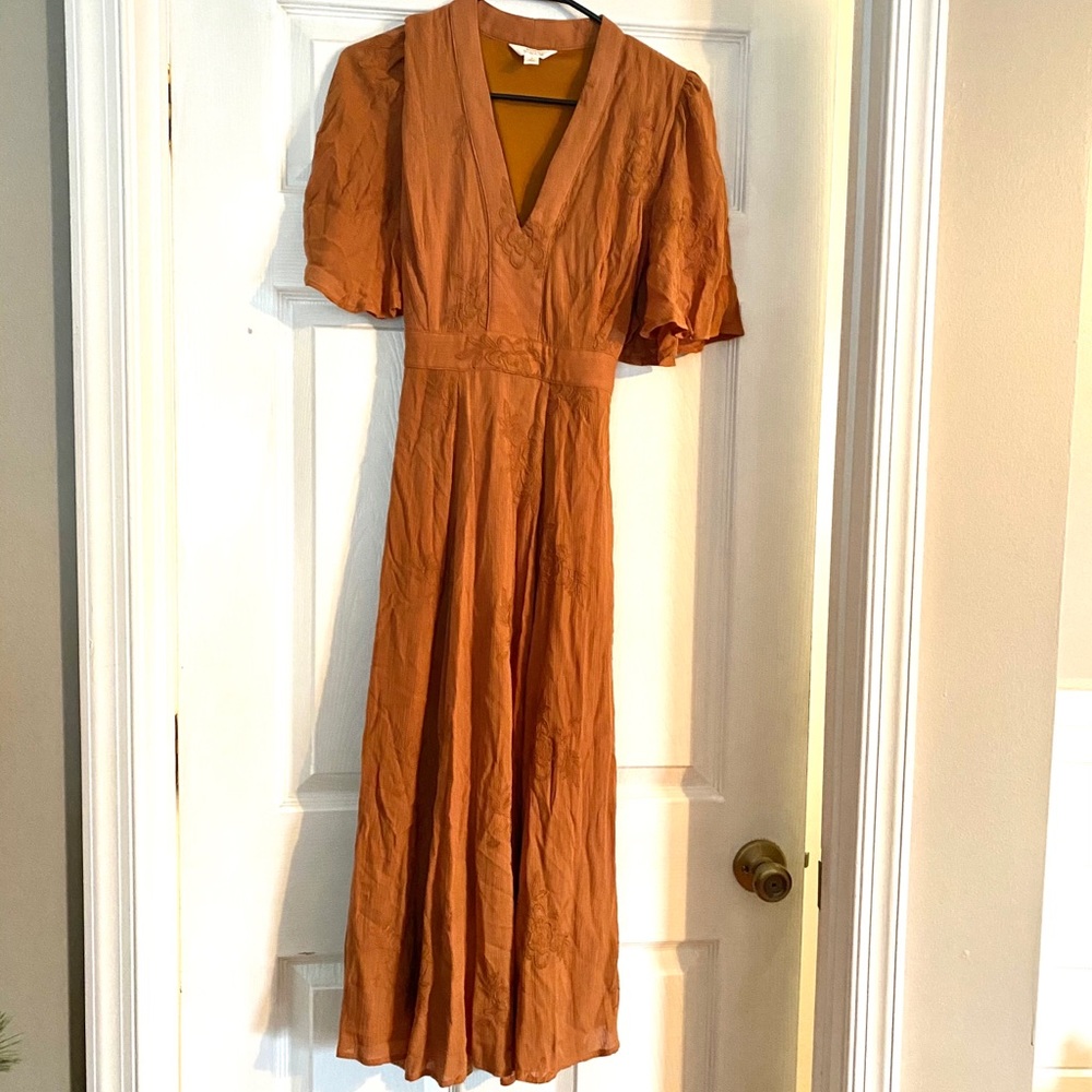 Sun & Shadow Midi Dress